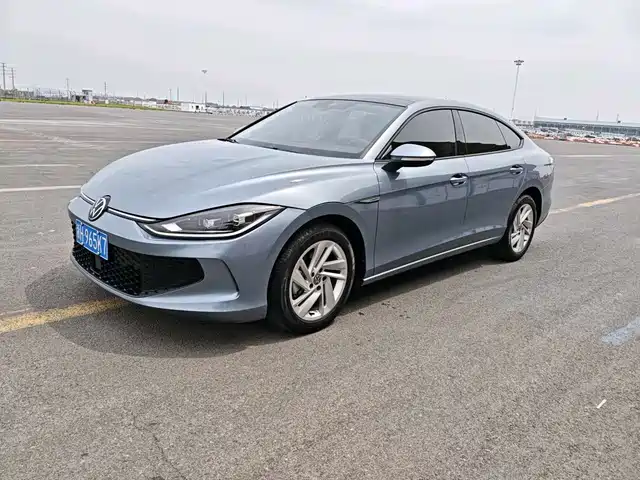Volkswagen Lamando Volkswagen Lamando, L 280TSI DSG, Яркий драйв