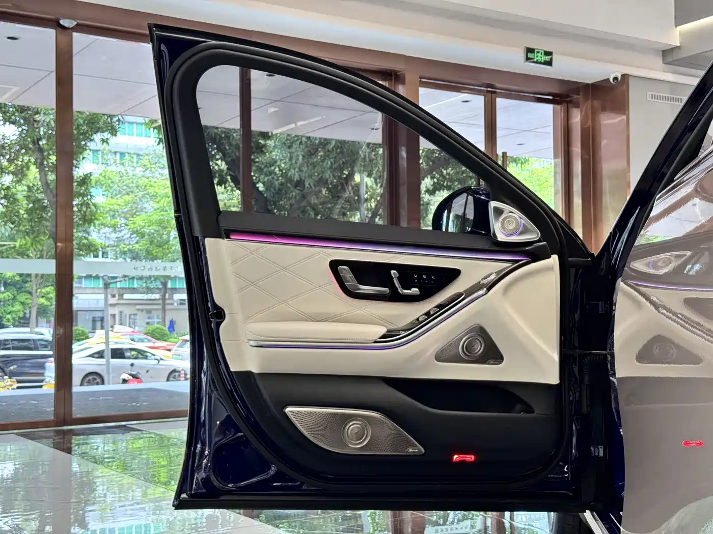Фото 7 - Mercedes-Benz Maybach S-Class