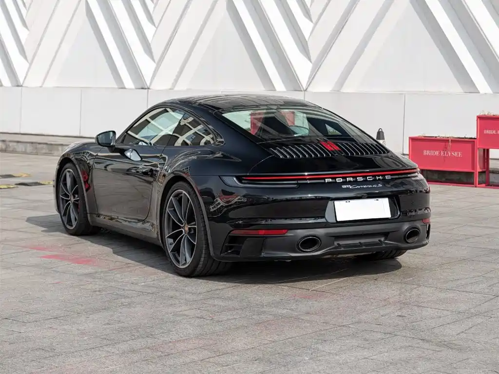 Porsche 911 2022 Carrera 4S 3.0T фото 6