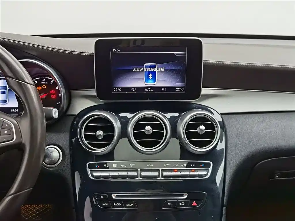 Mercedes-Benz GLC Coupe 2018 GLC 200 4MATIC Coupe SUV фото 12