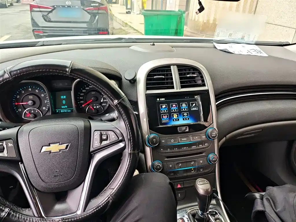 Chevrolet Malibu 2014 2.0L Automatic Luxury фото 10