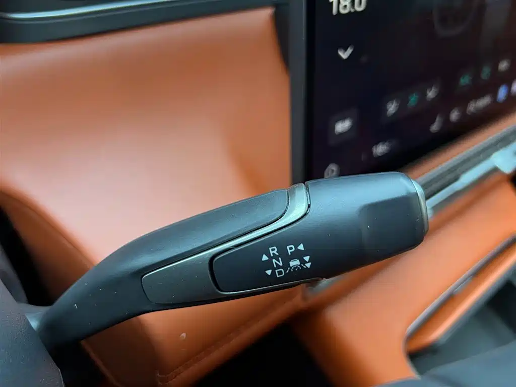 Hongqi HS6 PHEV 2026 2026 Model 145 Intelligent Hybrid Edition