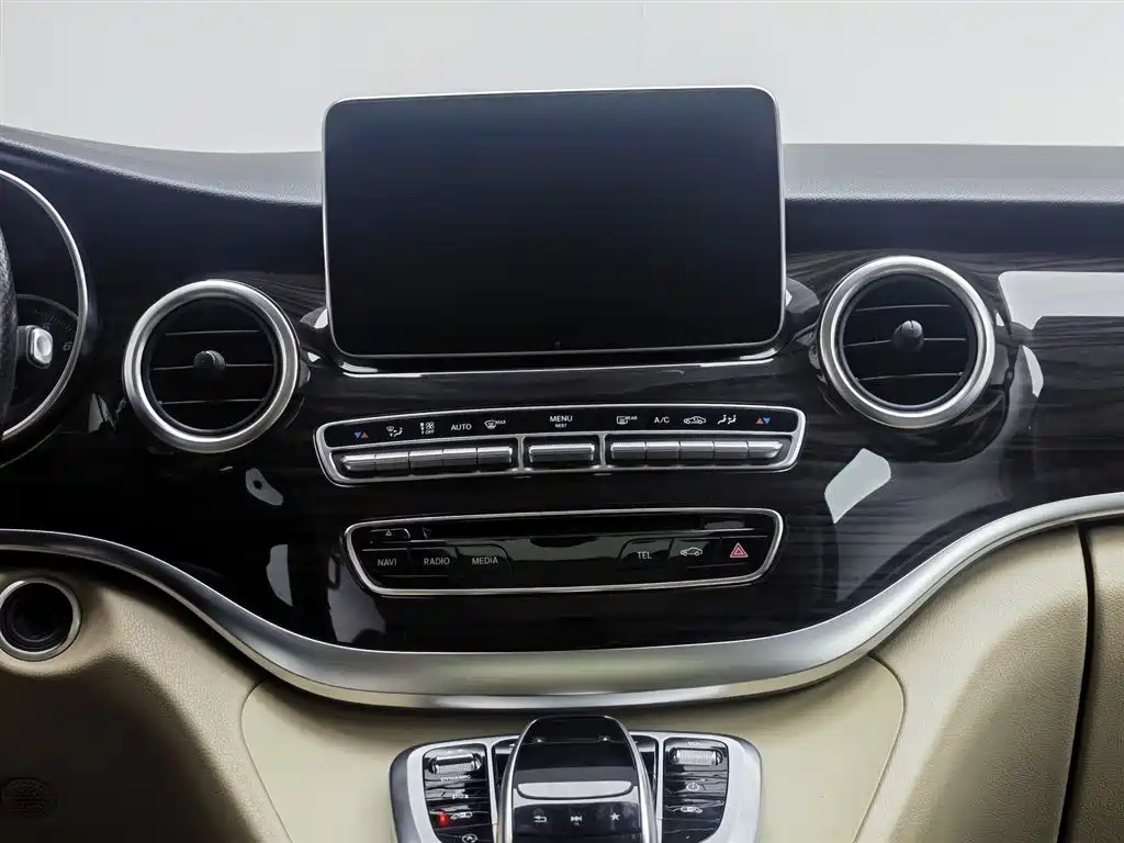 Mercedes-Benz V-Class 2018 V 260 Navigator Edition China VI фото 12