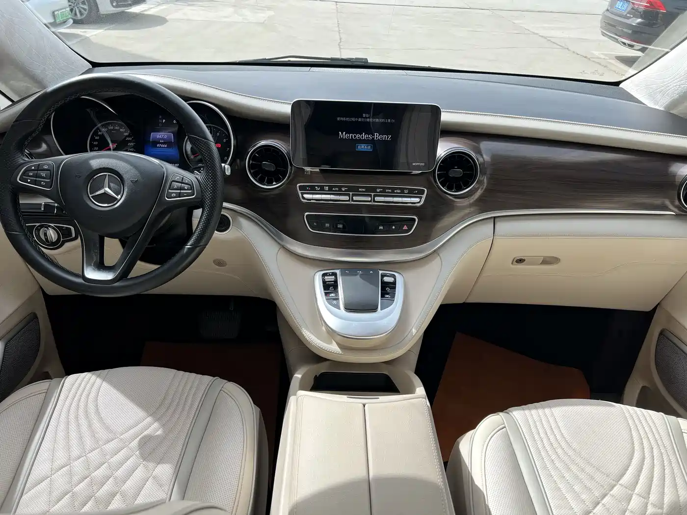 MERCEDES-BENZ V CLASS