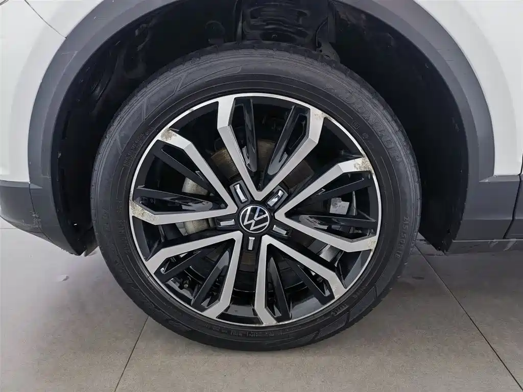 Volkswagen T-ROC 2021 280TSI DSG 2WD Comfort Smart Connect Edition фото 17