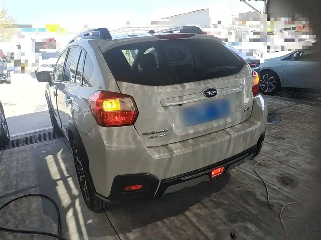 Subaru XV 2014 2.0i Comfort фото 5