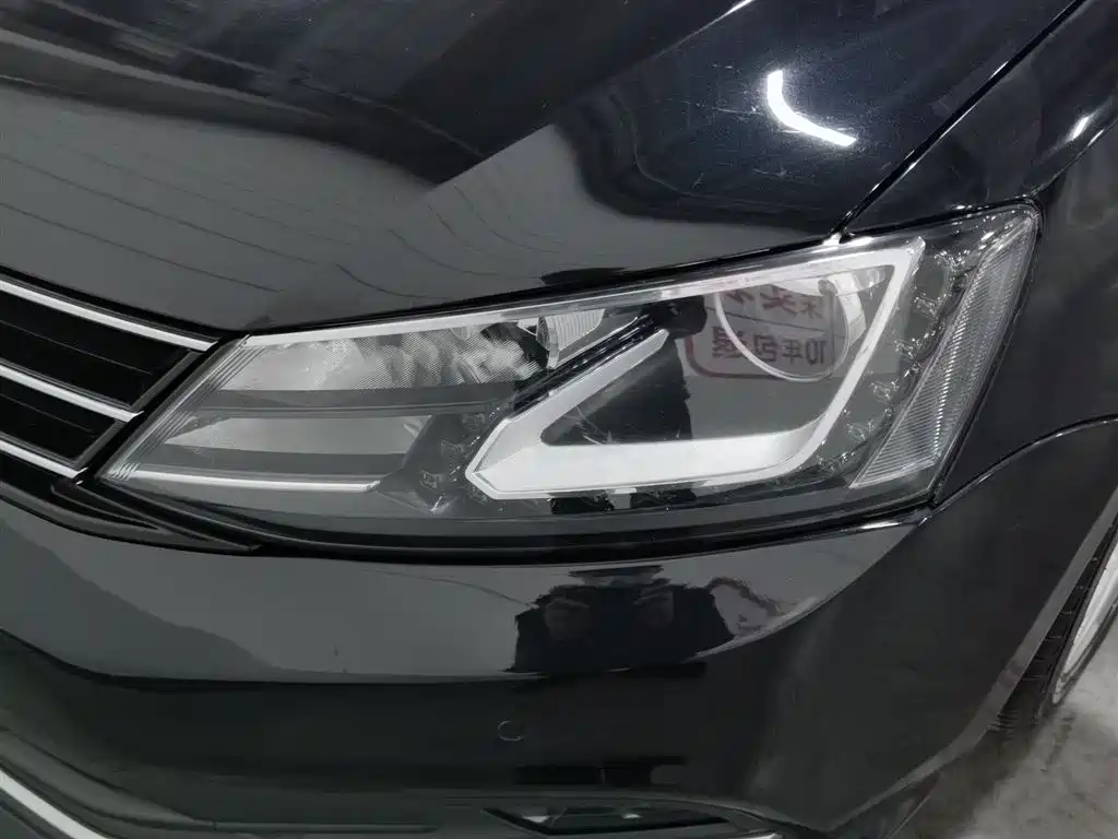 Volkswagen Sagitar 2018 280TSI DSG Luxury фото 7