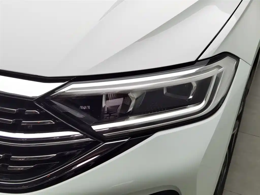 Volkswagen Sagitar 2023 280TSI DSG Beyond Lite фото 7