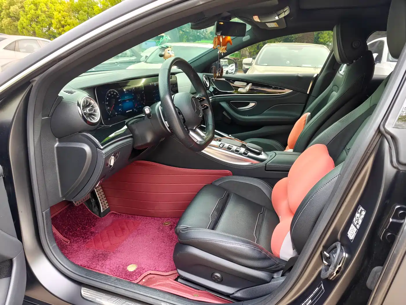 MERCEDES-BENZ AMG GT