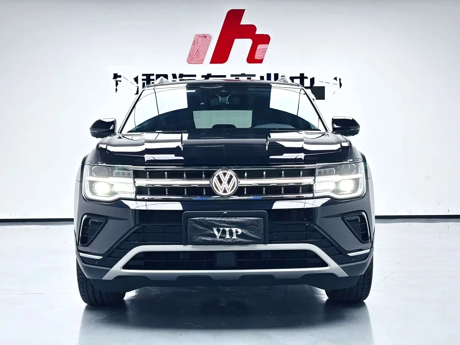 صورة 2 - Volkswagen Teramont