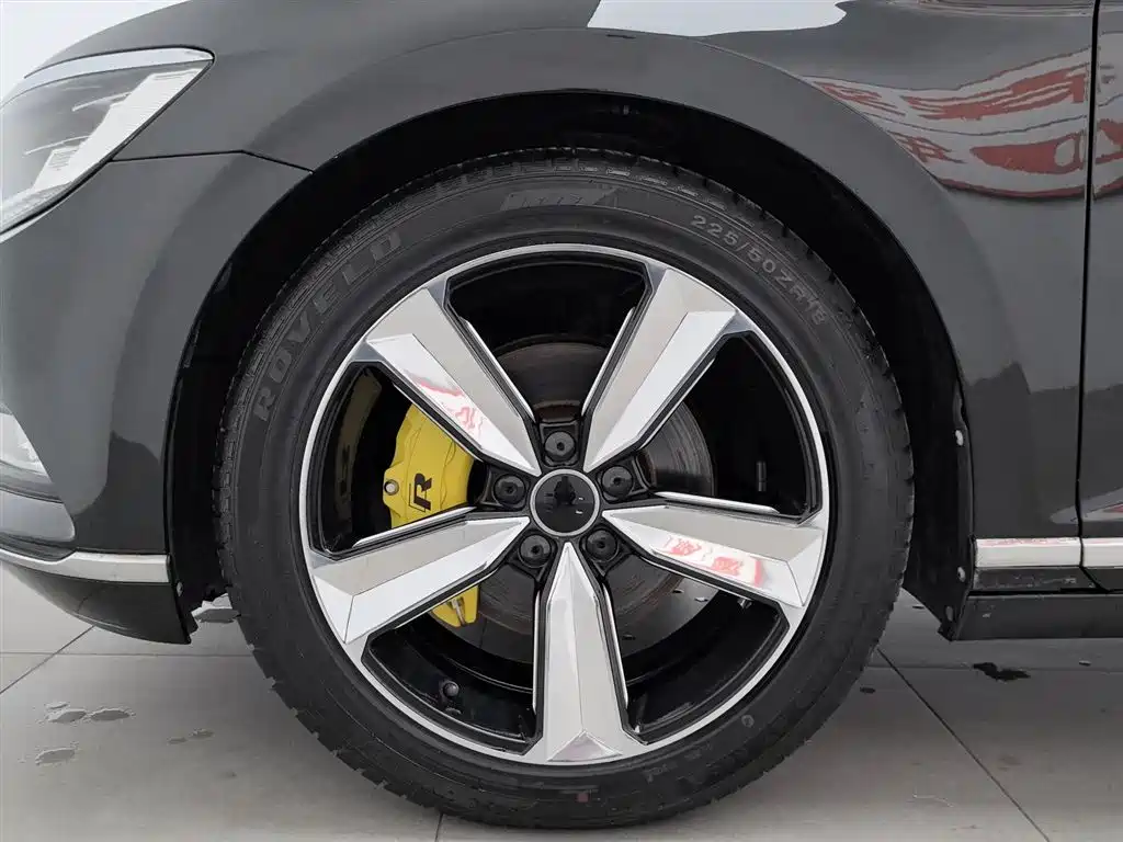Volkswagen Magotan 2018 330TSI DSG Luxury фото 17
