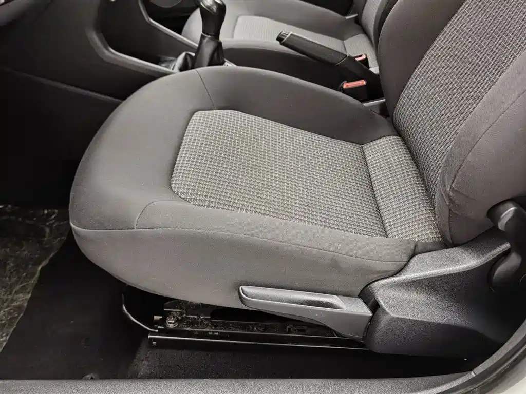 Volkswagen Santana 2021 1.5L Manual Trend Edition фото 20