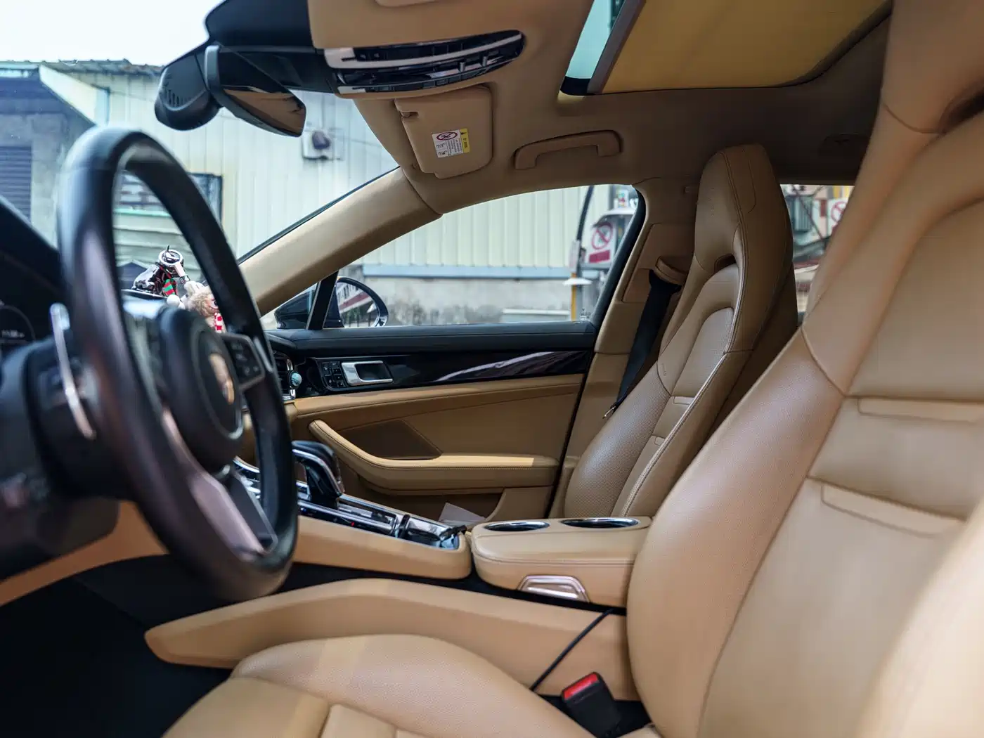 Porsche Panamera 2017 Panamera 4 Sport Turismo 3.0T фото 13