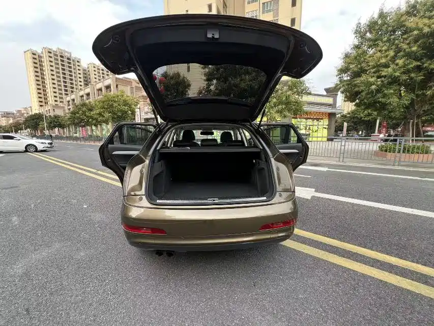 Фото 27 - Audi Q3