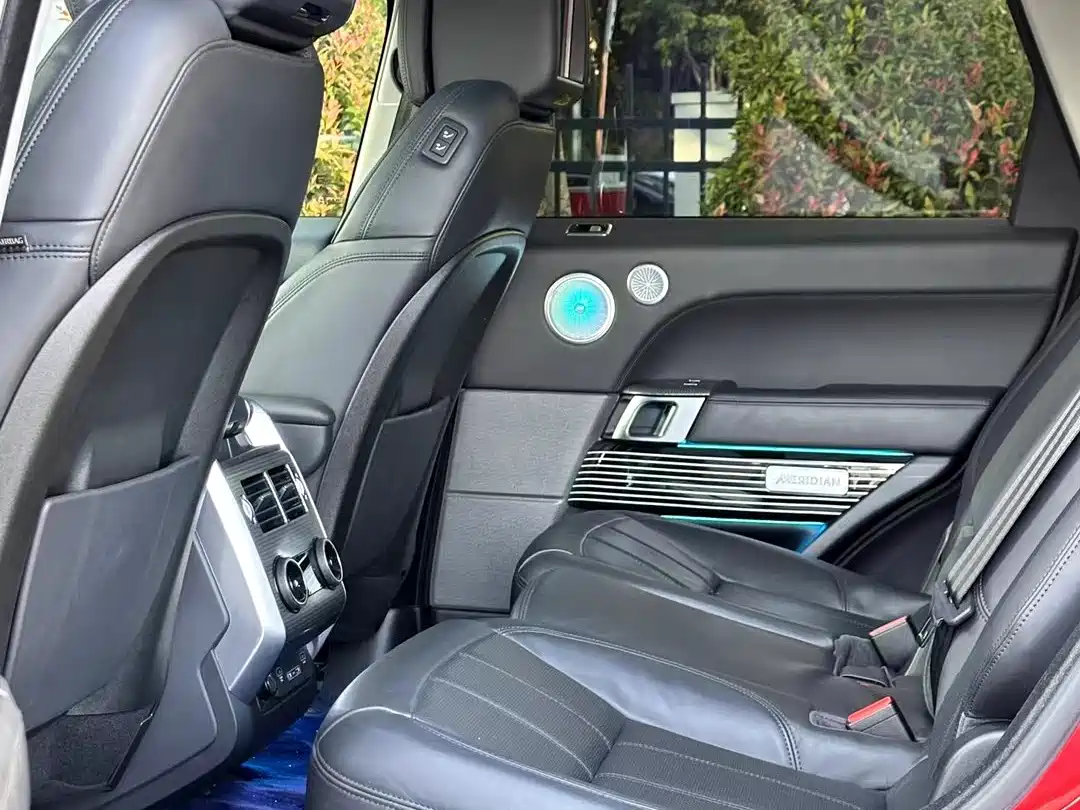 Land Rover Range Rover Sport 2020 3.0 L6 HSE DYNAMIC фото 8