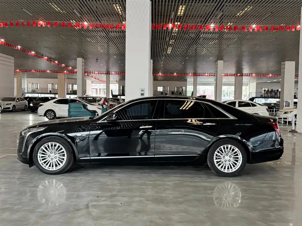 Cadillac CT6 2019 28T Luxury Model фото 8