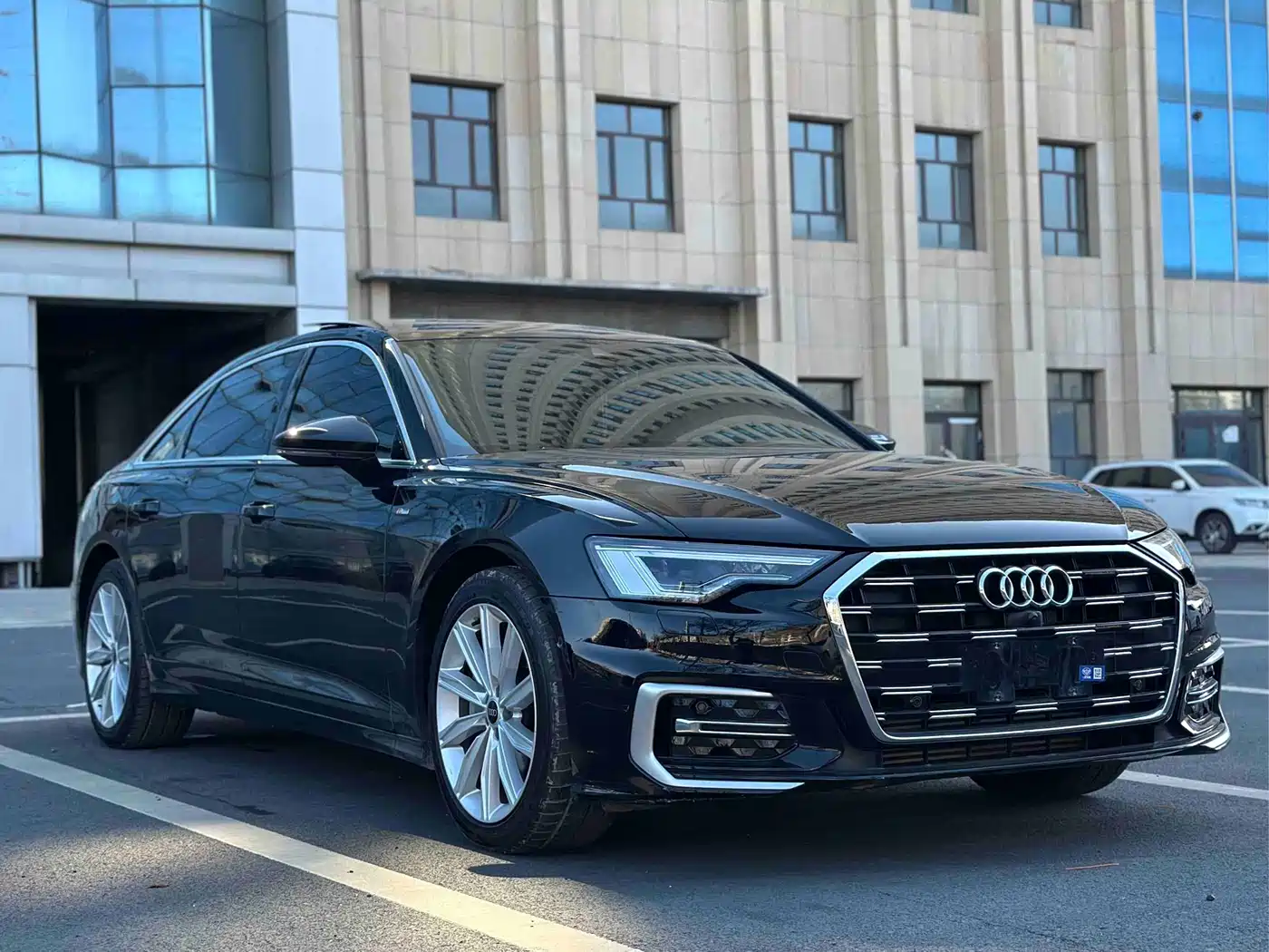 Audi A6L 2024 45 TFSI Premium Dynamic фото 3