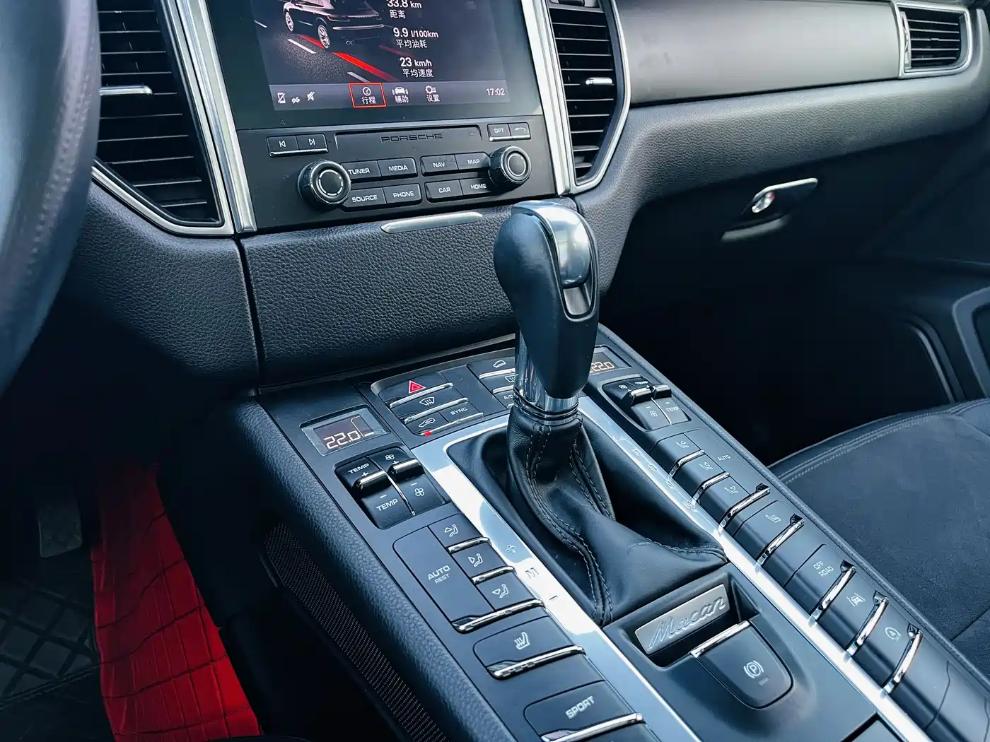 Porsche Macan 2017 Macan 2.0T фото 12