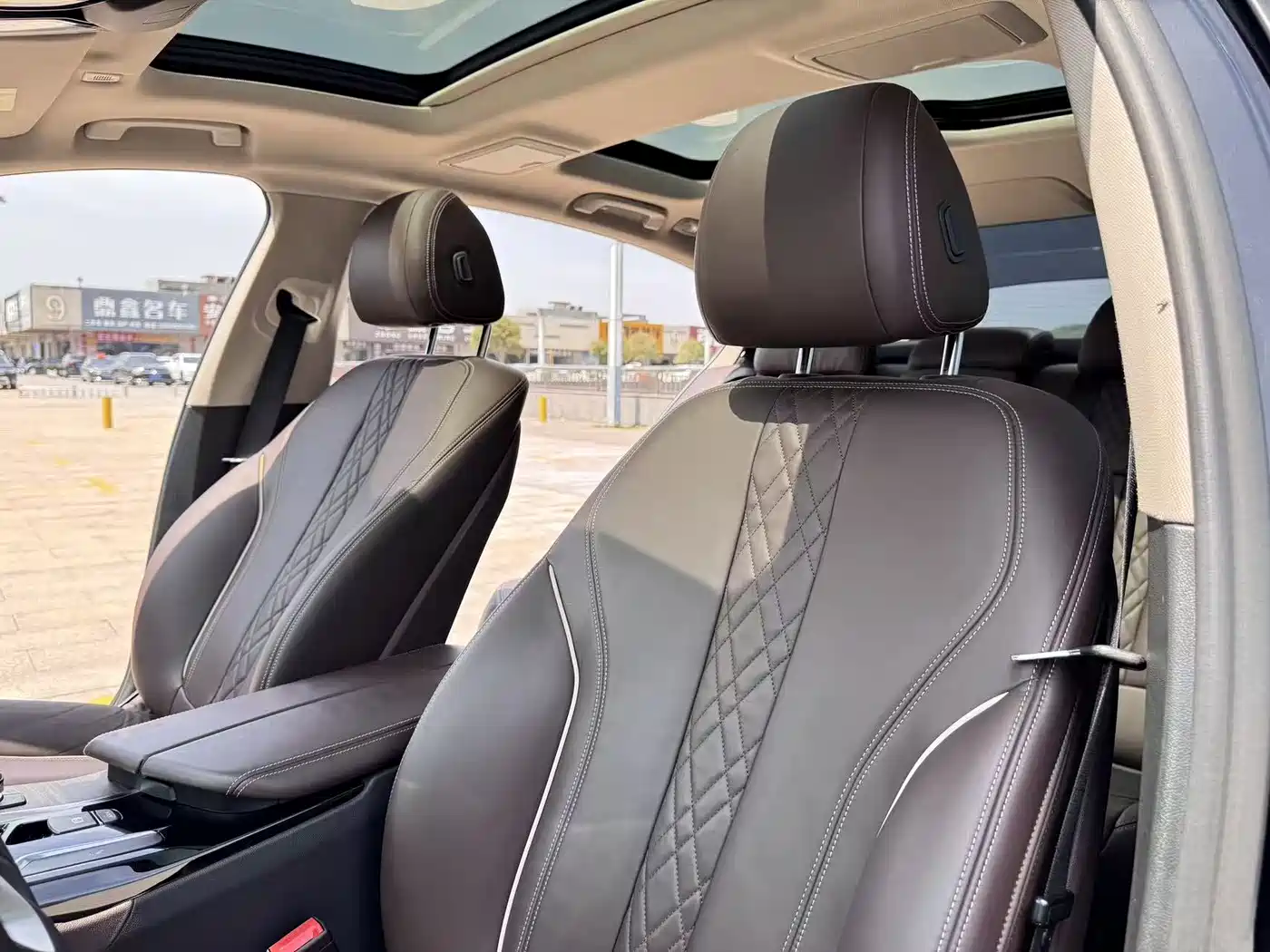BMW 5 Series 2019 530Li Leading Luxury Package фото 13