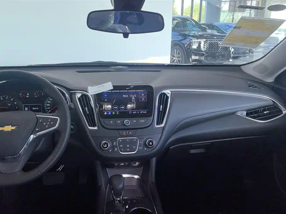 Chevrolet Malibu XL 2023 1.5T RS Edition фото 13