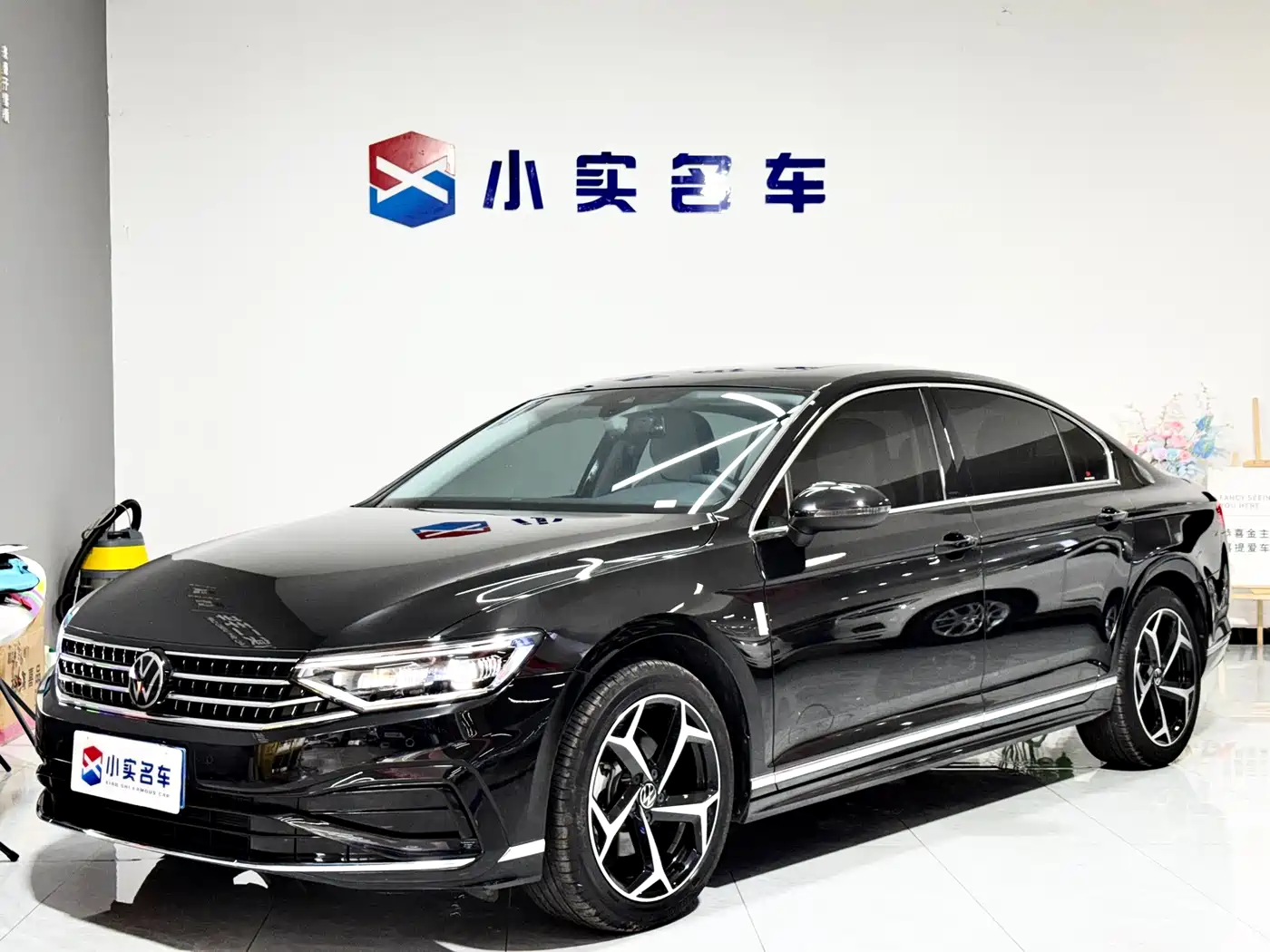 Volkswagen Magotan 2025 2025 Popular Edition 330TSI DSG Luxury