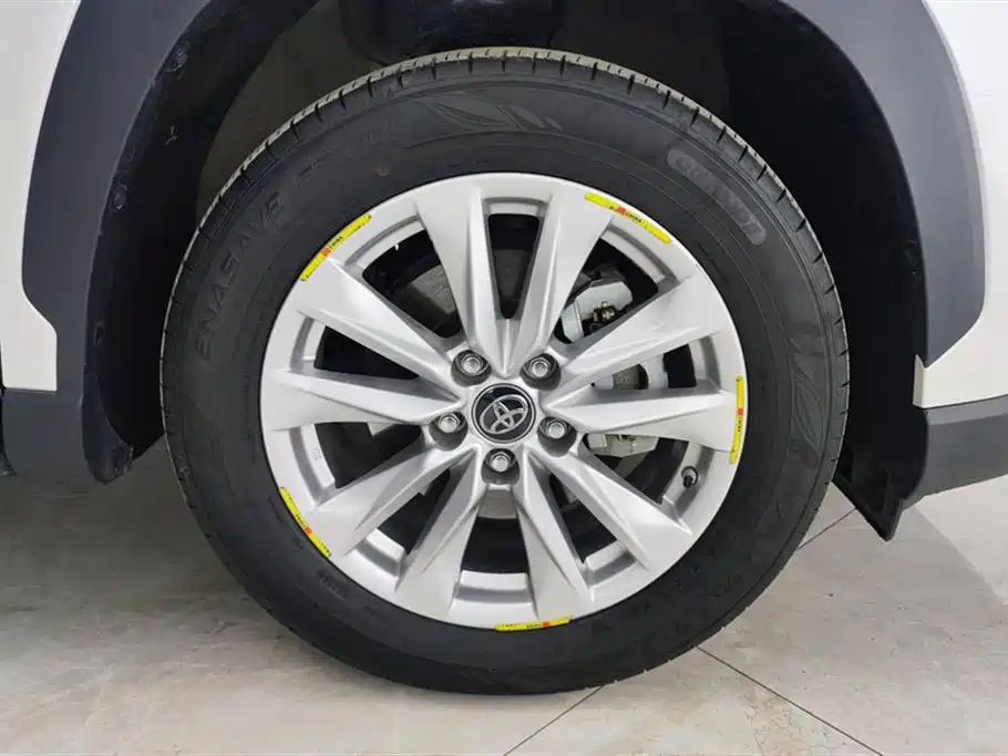 Toyota Corolla Cross 2023 2.0L Pioneer Edition фото 6