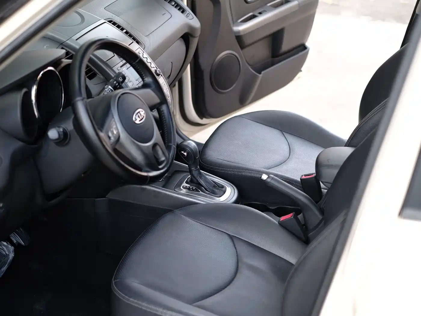 Kia Soul 2015 2013 1.6L AT Premium