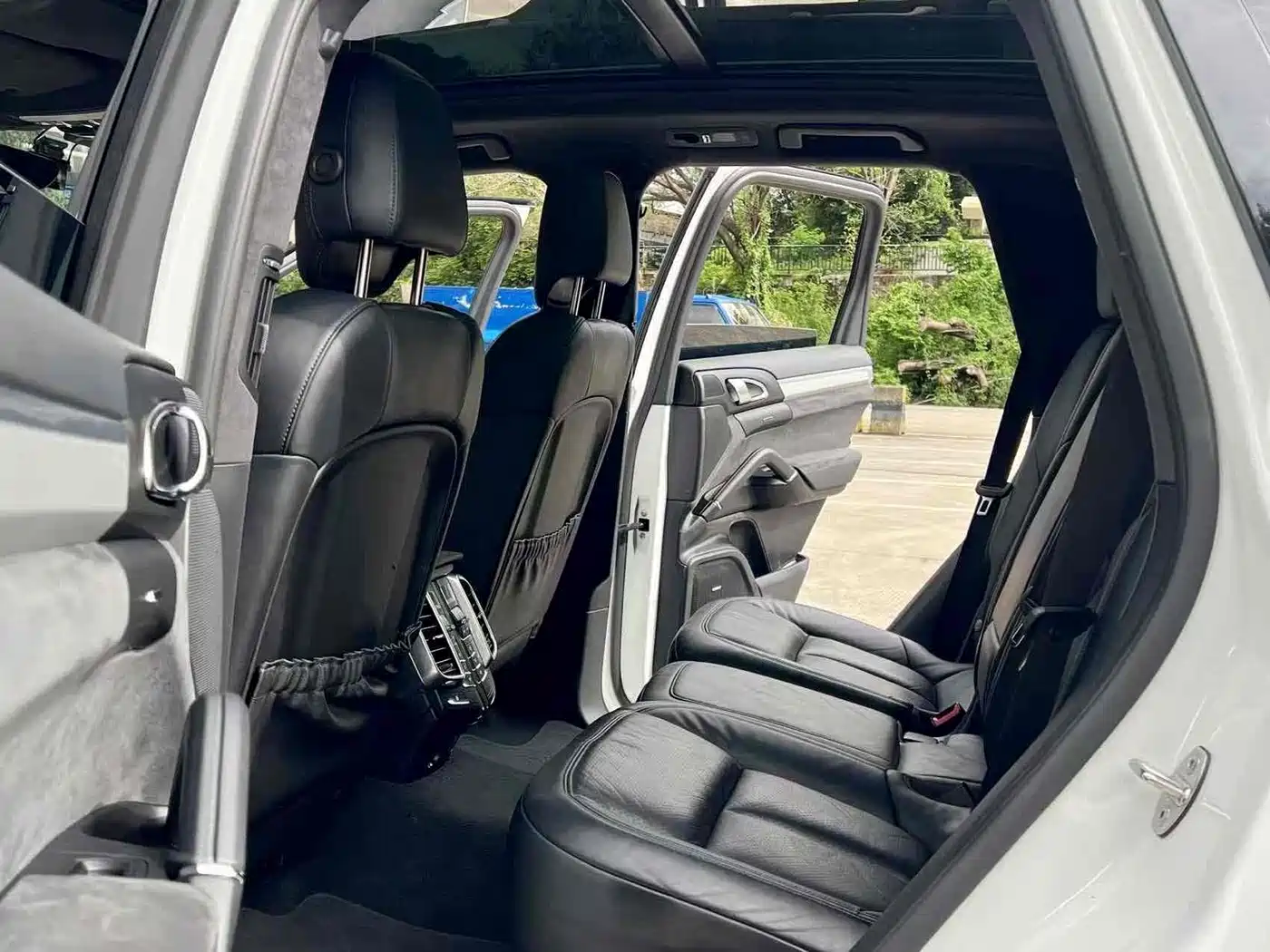Porsche Cayenne 2015 Cayenne GTS 3.6T фото 12