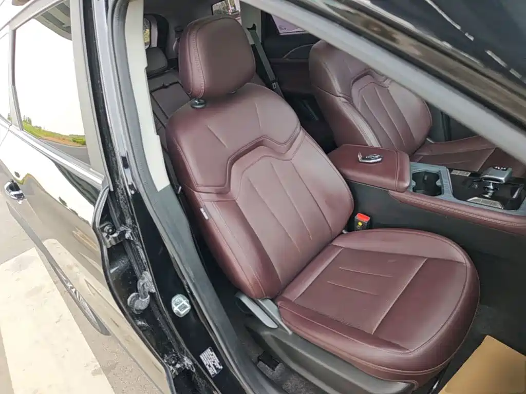 Jetour X90 PLUS 2024 2024 1.6TD DCT Bieshu 7-seater
