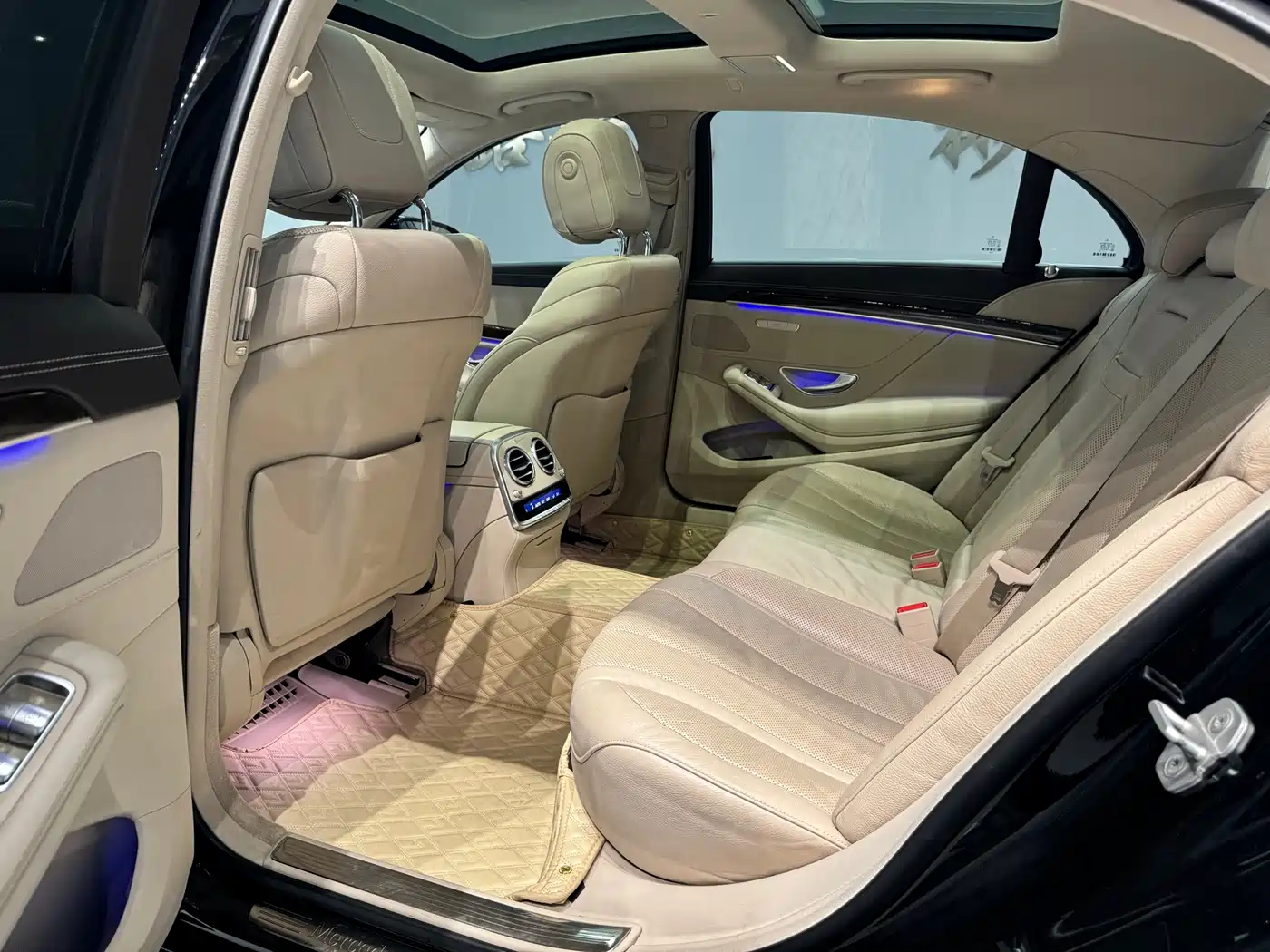 Mercedes-Benz S-Class 2016 S 320 L Business Edition фото 17