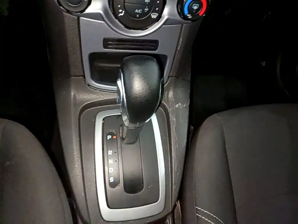 Ford Fiesta 2015 2013 Hatchback 1.5L Automatic Fashion