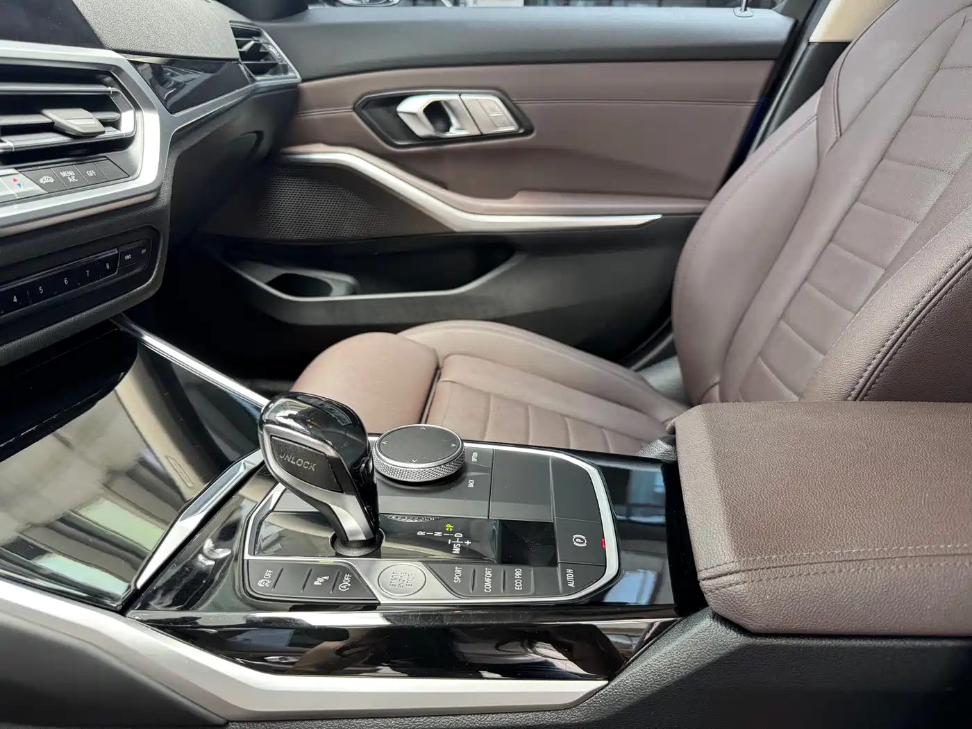 BMW 3 Series 2020 320Li M Sport Package фото 21