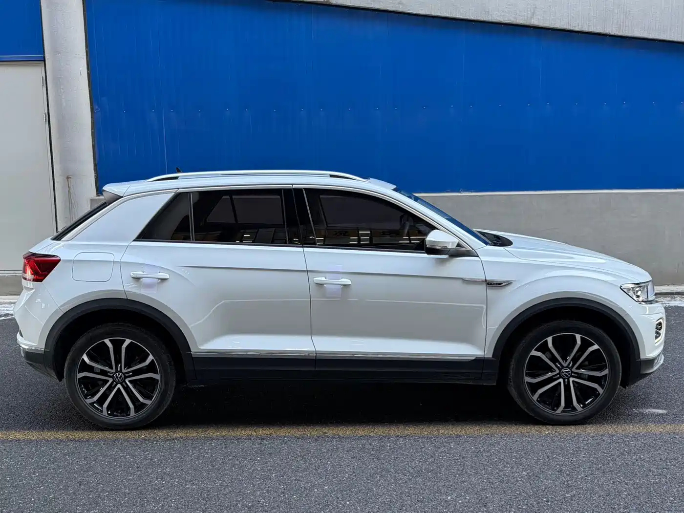 VOLKSWAGEN T ROC EXPLORING SONGS