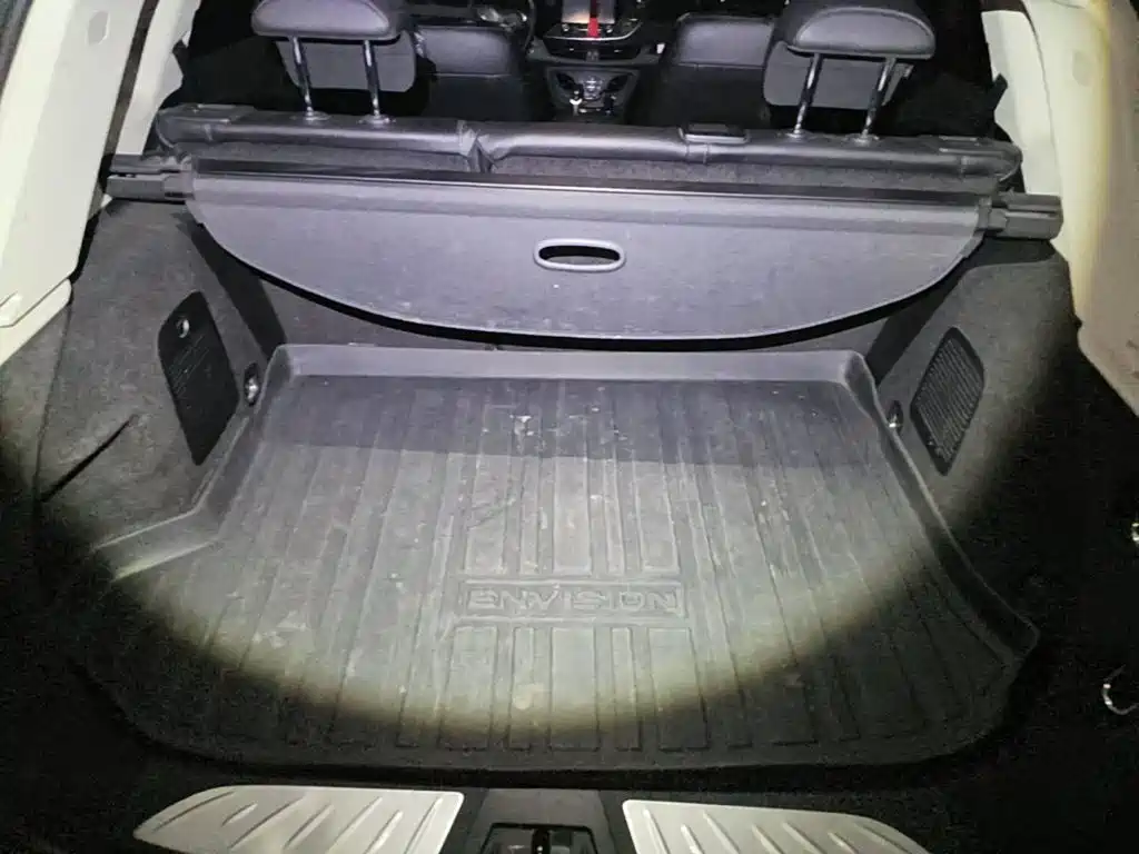 Photo 5 - Buick Envision Plus