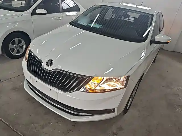 Škoda Rapid 2018 1.6L Automatic Comfort Edition