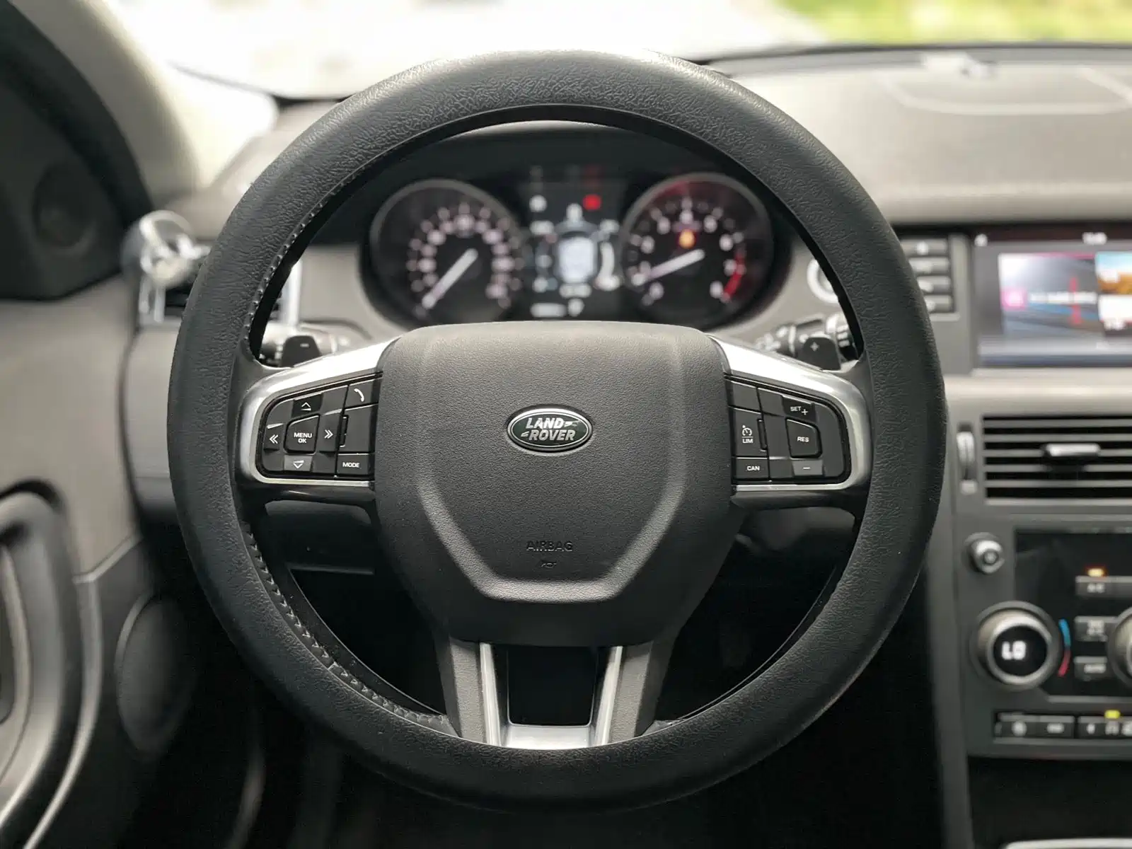 صورة 15 - Land Rover Discovery Sport