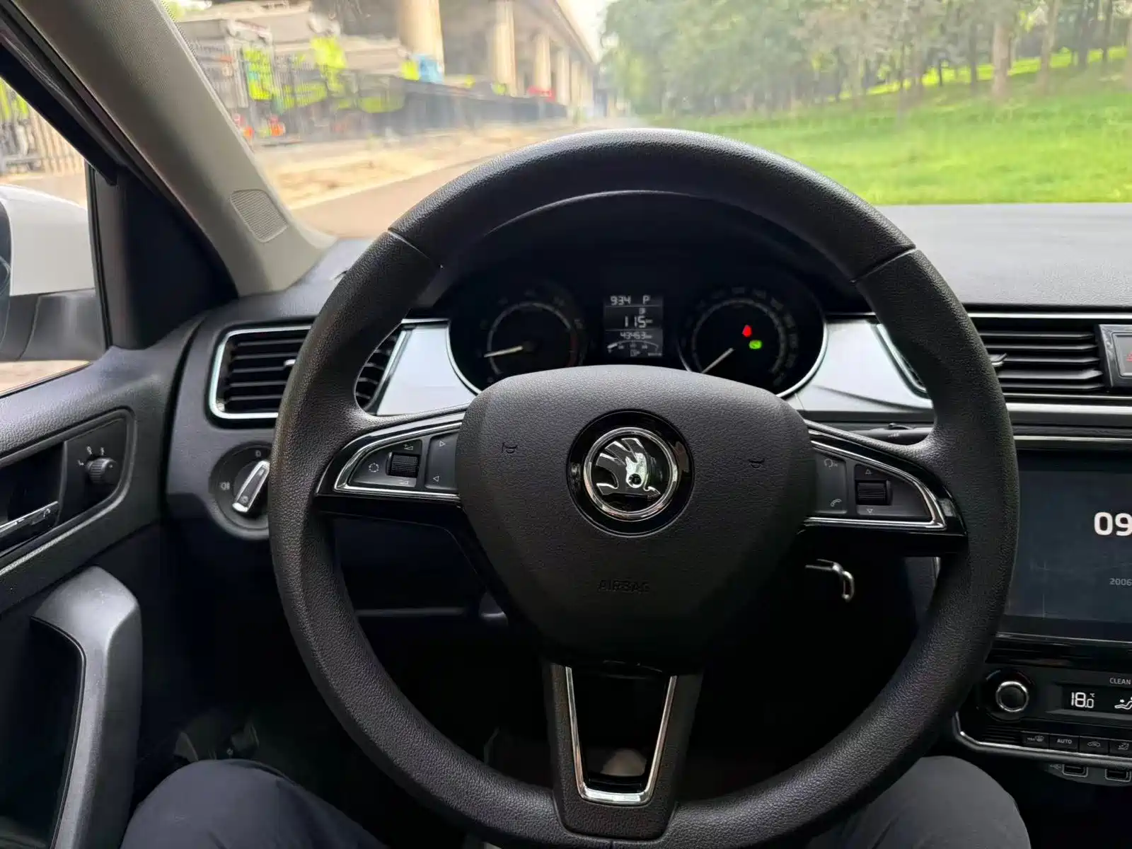 Фото 9 - Škoda Rapid