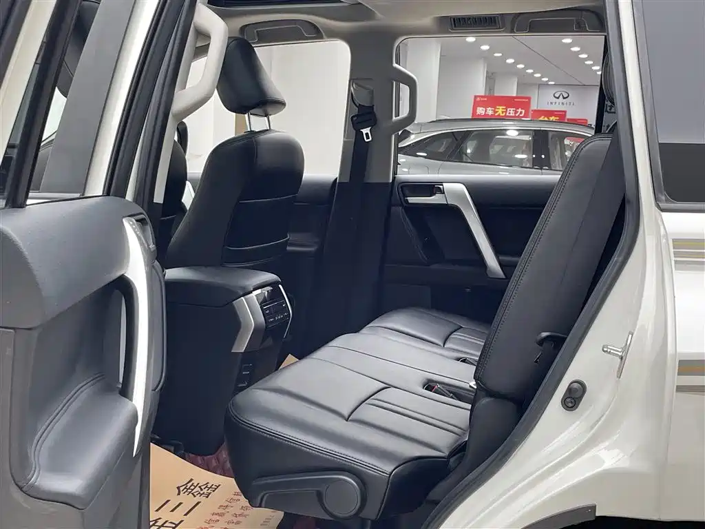 Toyota Prado 2018 3.5L Auto TX фото 13