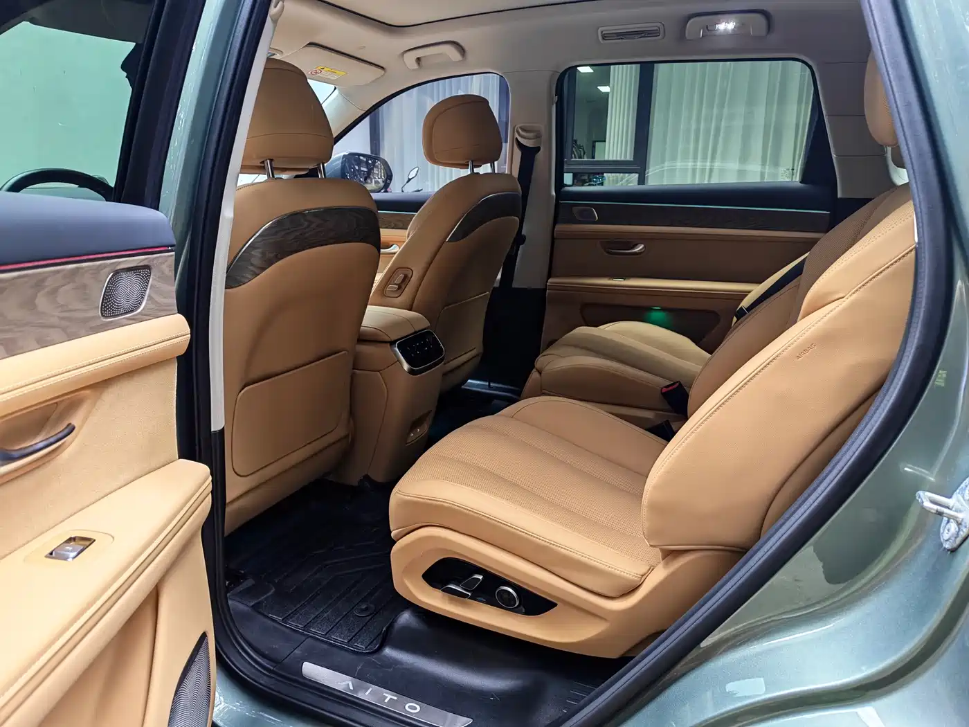 AITO Wenjie AITO M7 2022 1.5T RWD Comfort Edition фото 11