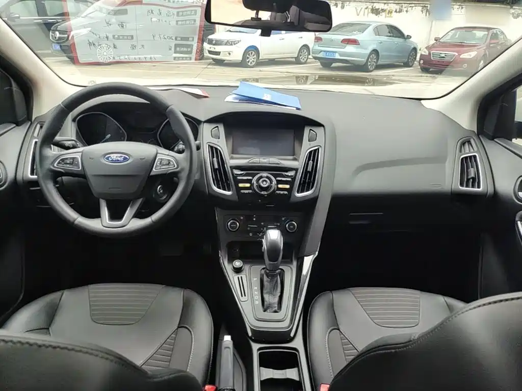 Ford Focus 2015 2015 Sedan 1.6L Automatic Trend