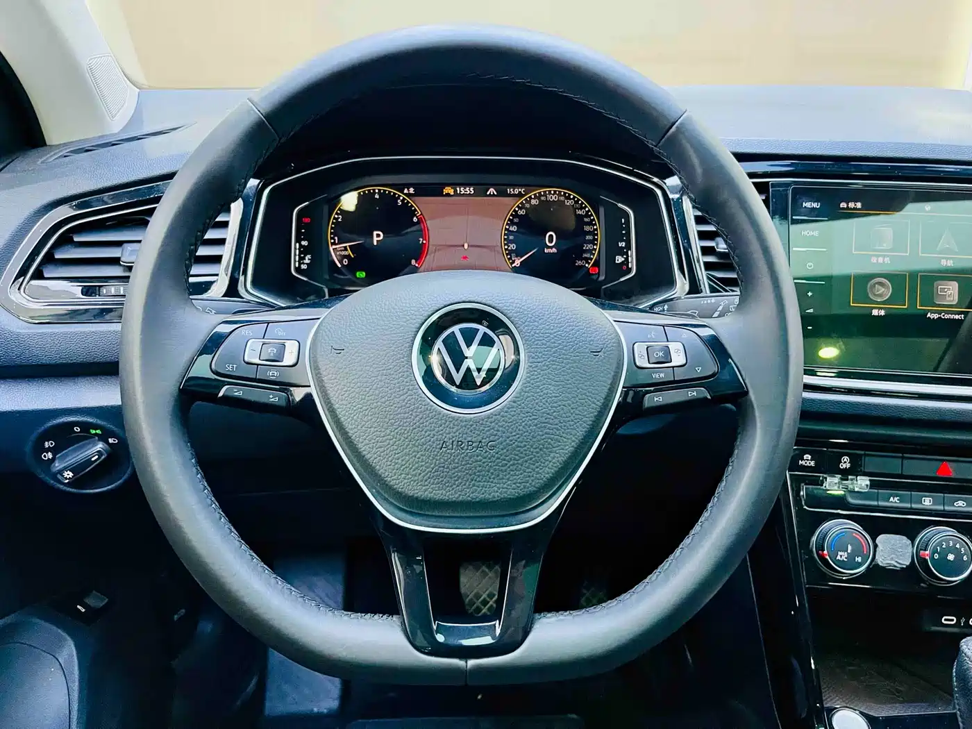 Volkswagen T-ROC 2022 280TSI DSG 2WD Comfort PLUS фото 12
