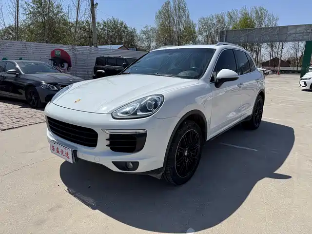 PORSCHE CAYENNE