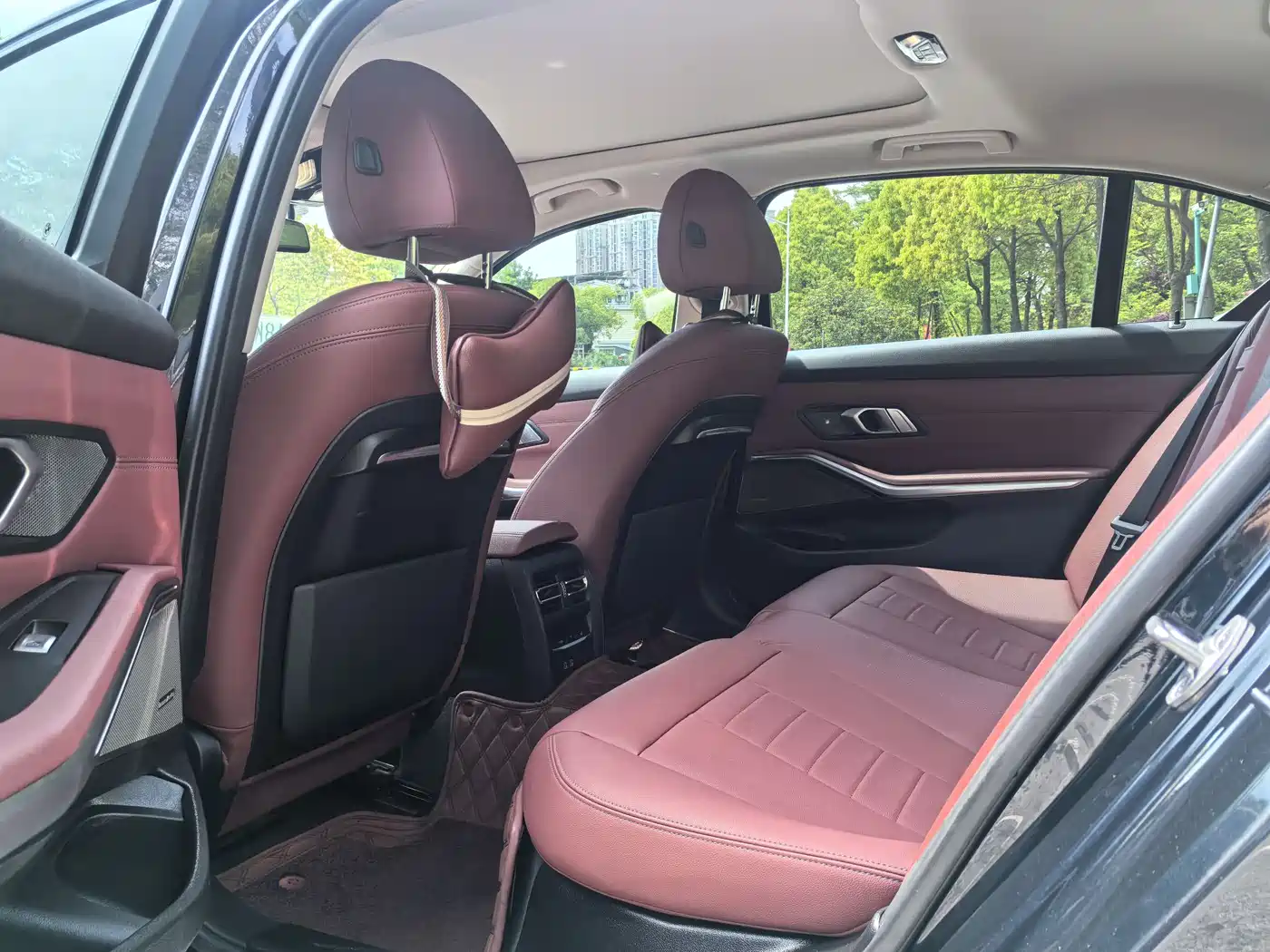 BMW 3 Series 2021 Second Facelift 325Li M Sport Night Package фото 7