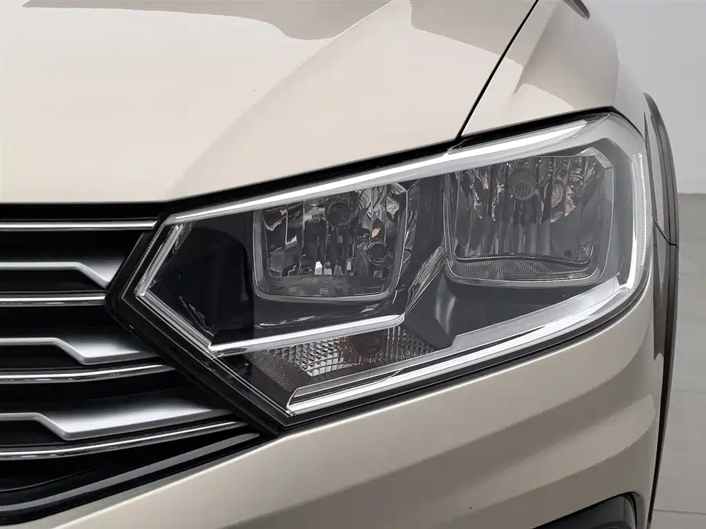 Volkswagen C-TREK 2017 1.6L Automatic Comfort фото 7