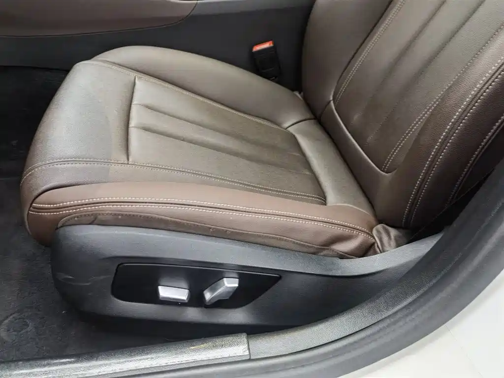 BMW 5 Series 2019 525Li Luxury Package фото 20