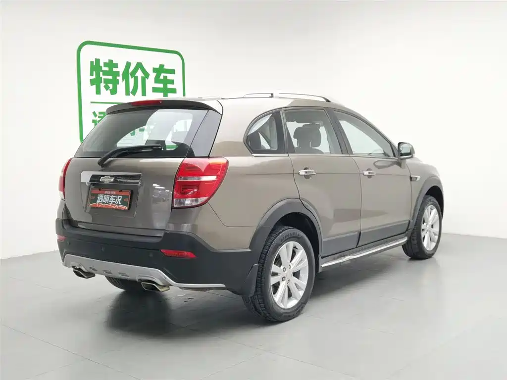 Chevrolet Captiva 2017 2.4L 4WD Flagship Edition 7-Seater фото 2