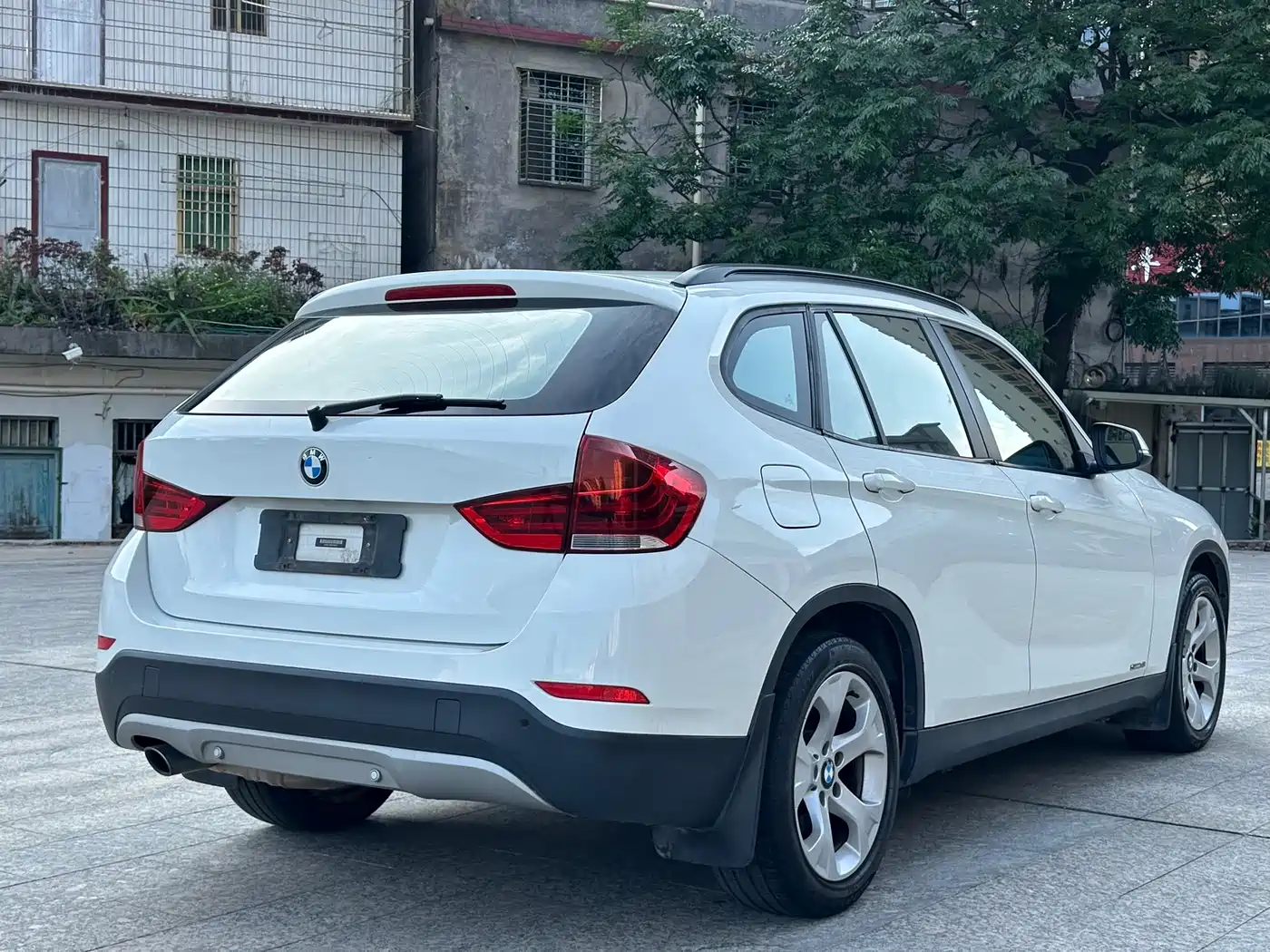 BMW X1 2013 sDrive18i Fashion фото 7