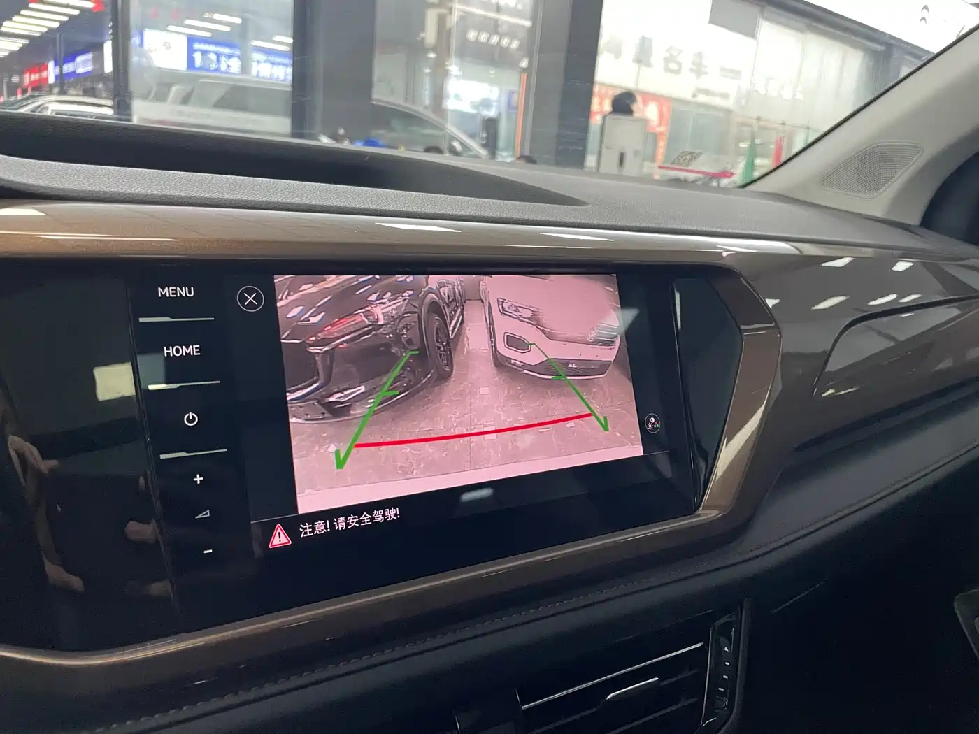 Volkswagen Tharu 2022 280TSI FWD Luxury Edition фото 13