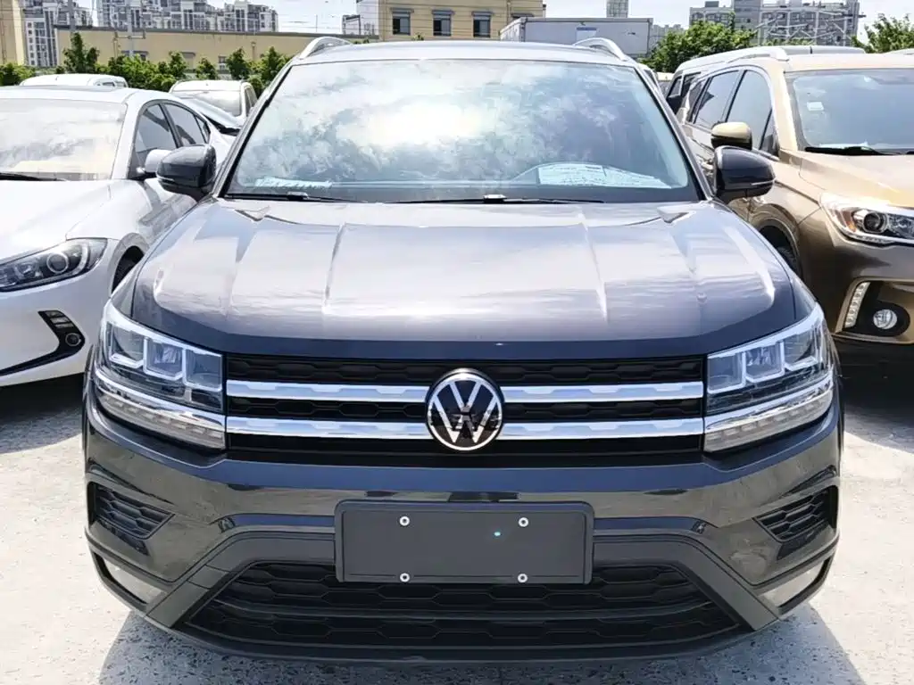 Volkswagen Tharu, миниатюра 3