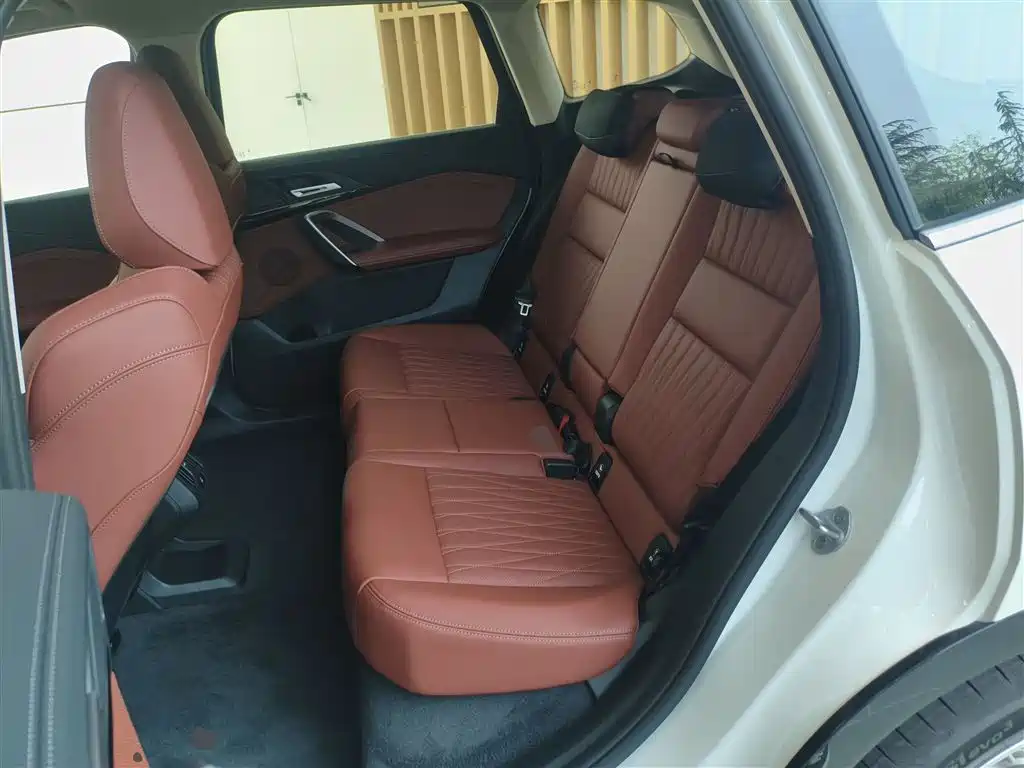 BMW iX1 2023 eDrive25L X Design Package фото 13